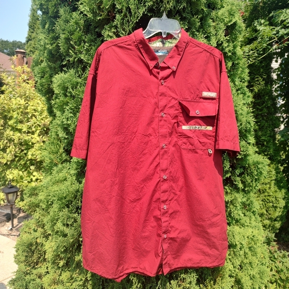 Columbia XXL/2TG Red with Camo Performance Hunting Gear.